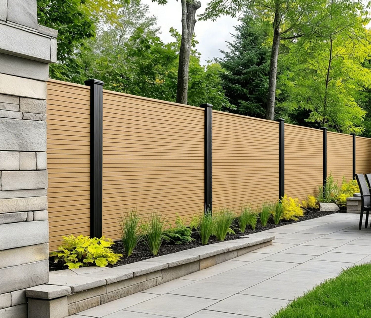 Oak 03 Composite Outdoor Fencing 16 x 180cm