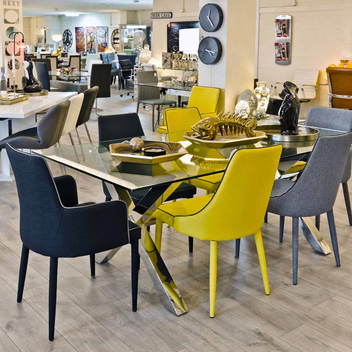 Crossly Rectangular Dining Table