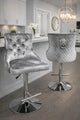 Bar Stools & Kitchen Islands