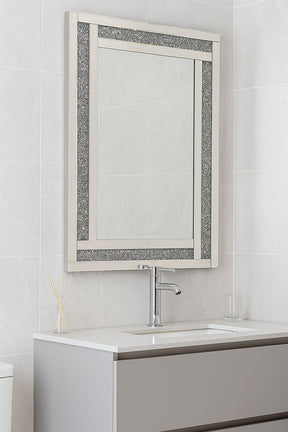 Luxury Rectangular Decorative Wall Mirror with Thin Crushed Diamond Border