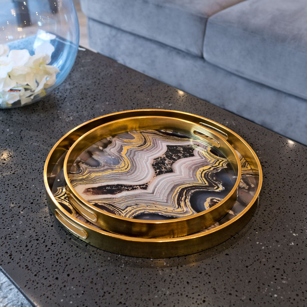 Circular Tray Set Oyster Design